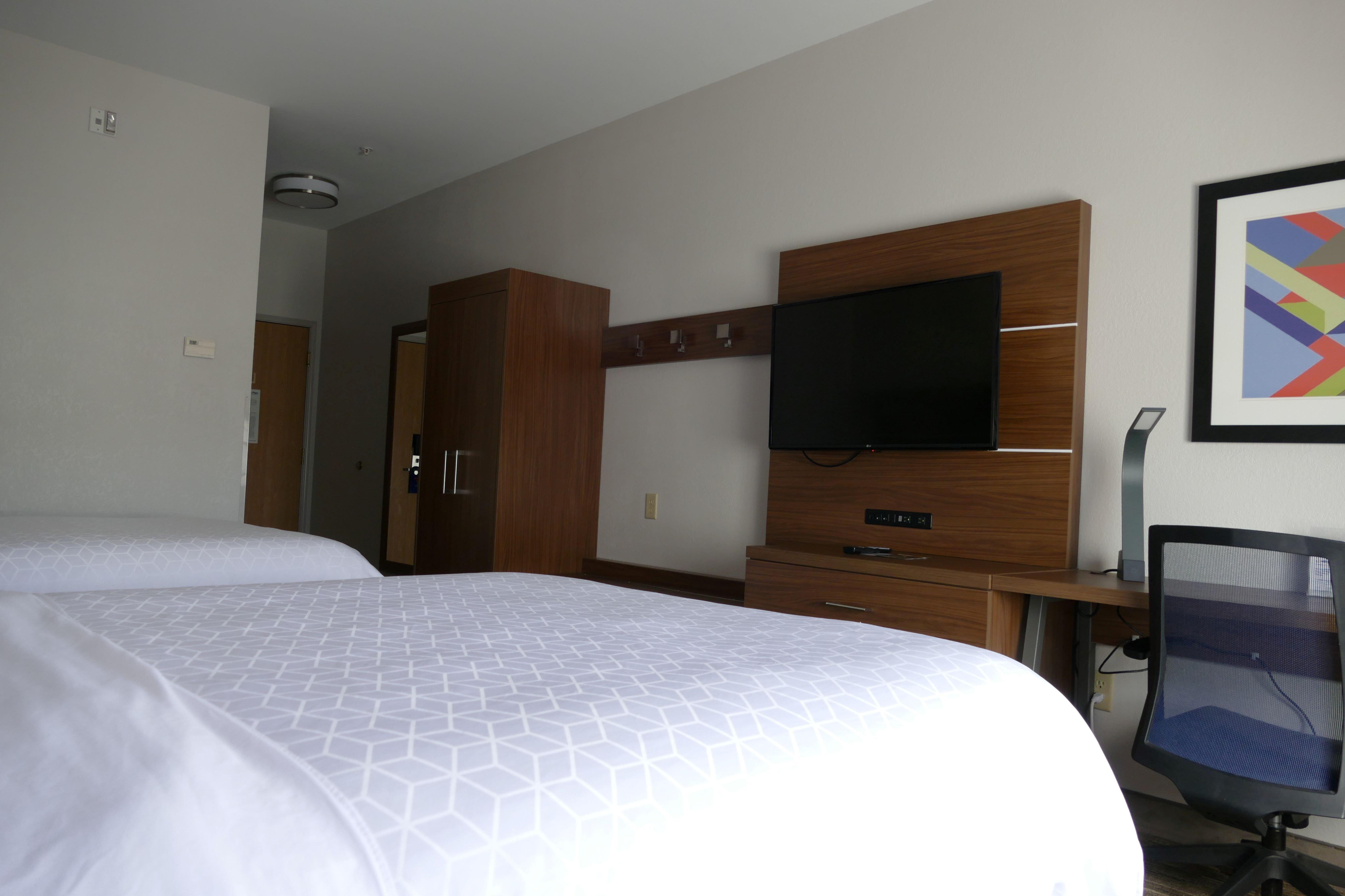 Holiday Inn Express Greensburg By Ihg Exterior photo